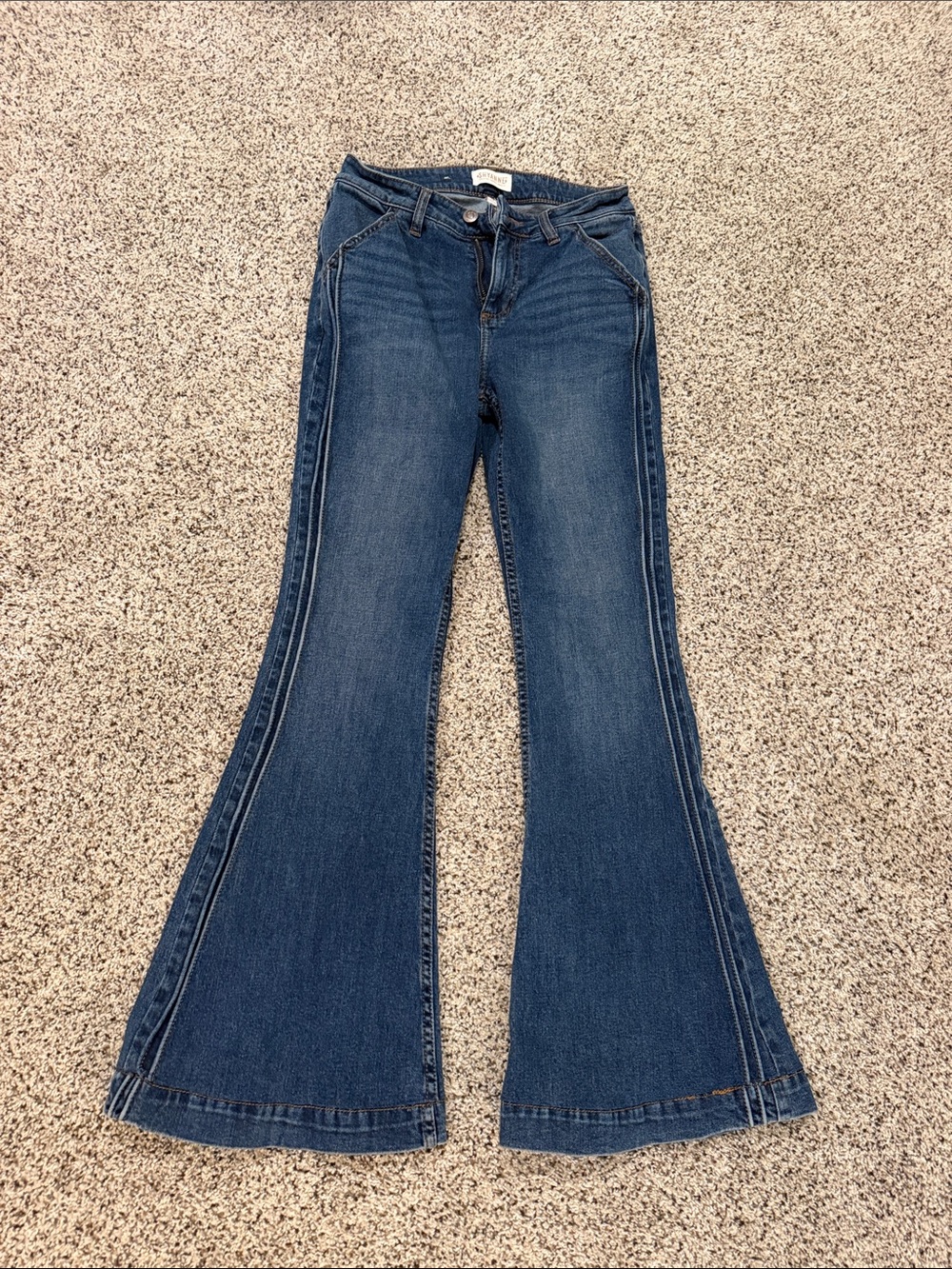 Shyanne Women's Dark Blue Flared Jeans